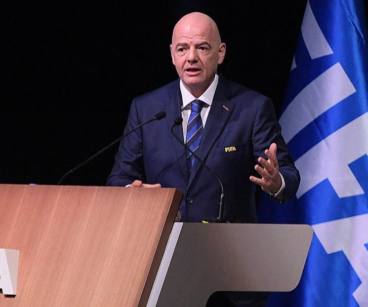 Presidente de FIFA lamenta el racismo sobre Lukaku