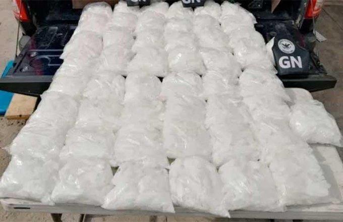 Aseguran narcolaboratorio de cristal y fentanilo en Culiacán