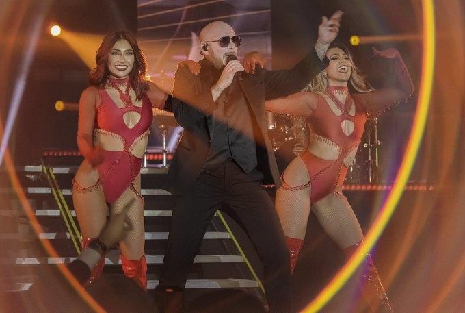 Revelan parte  del elenco que actuará en los Latin AMAs