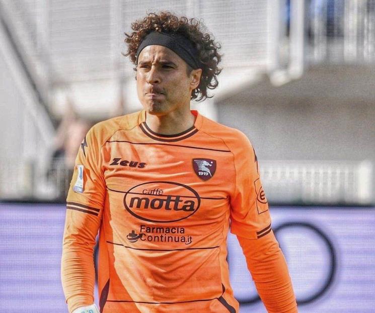 El Supermán, el nuevo apodo de Memo Ochoa El Supermán, el nuevo apodo de Memo Ochoa