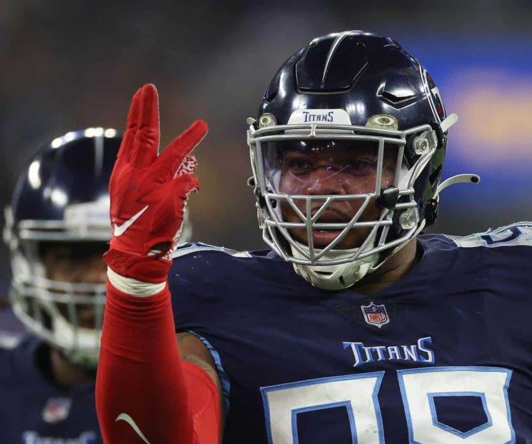 Tennessee acuerda renovación de Jeremy Simmons