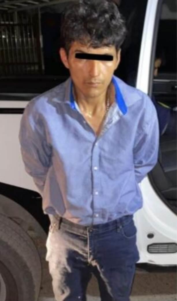 Detienen a dos con un kilo de marihuana Detienen a dos con un kilo de marihuana