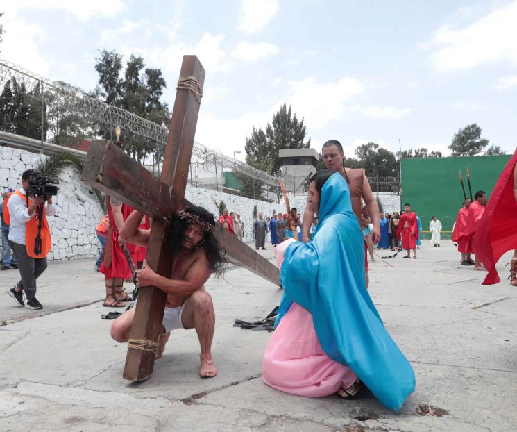 Pasión de Cristo llega a los penales