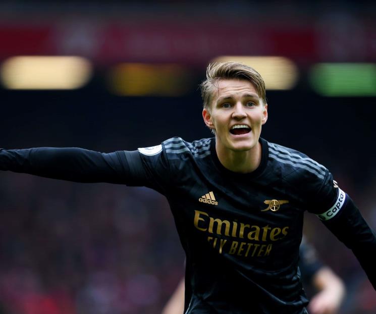 Arsenal empata con Liverpool y se acerca el City Arsenal empata con Liverpool y se acerca el City