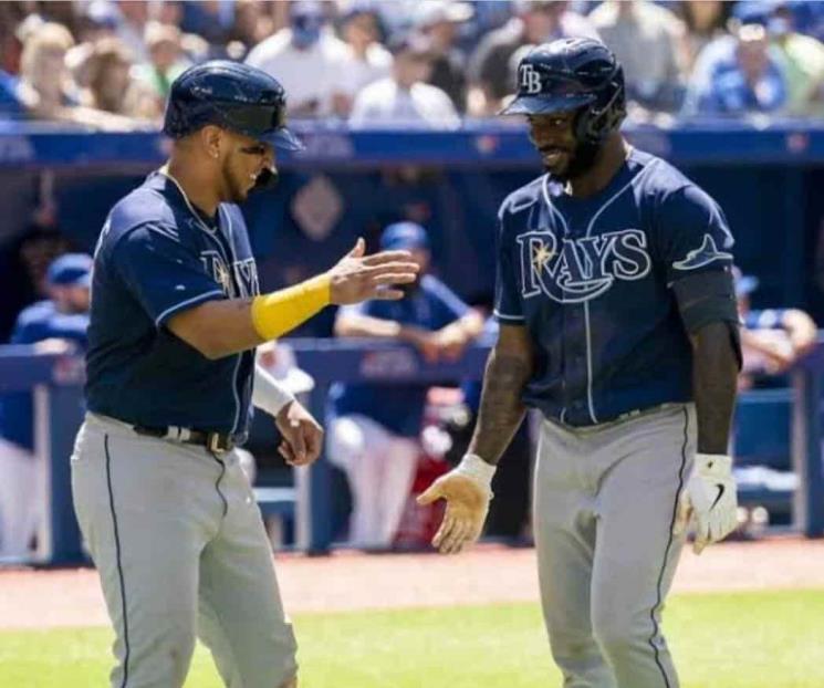 Rays de Arozarena y Paredes siguen invictos en Grandes Ligas