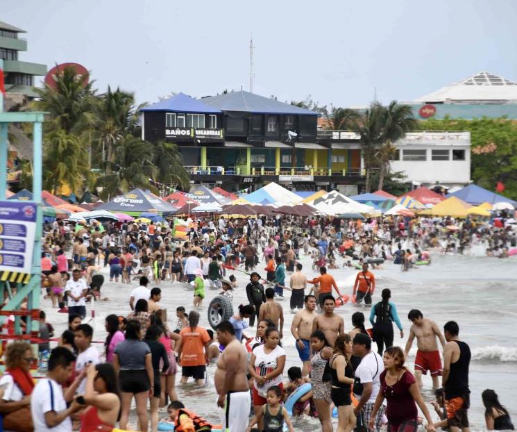 Mexicanos, con mejor ánimo para vacacionar