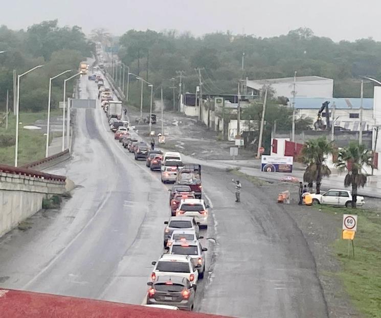 Se saturan carreteras con regreso de vacacionistas Se saturan carreteras con regreso de vacacionistas