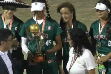 Logra el Tri hist&oacute;rico subcampeonato en Softbol Femenil