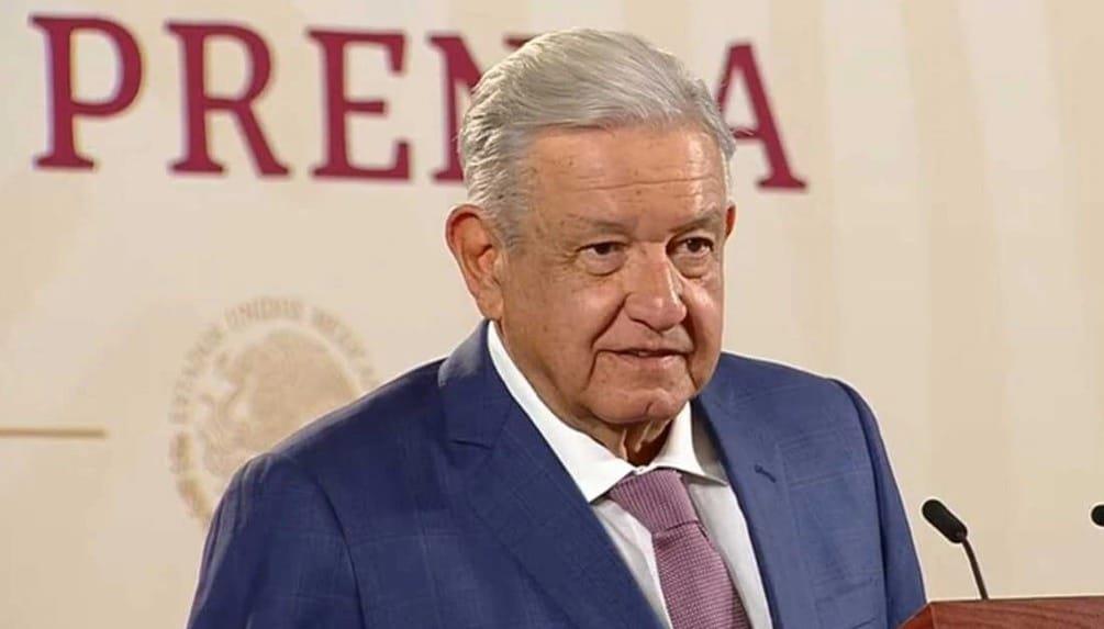 AMLO anuncia nueva sección de López-Gatell