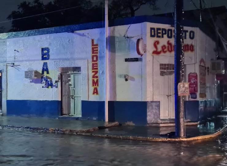 Balean a hombre dentro de depósito de cerveza