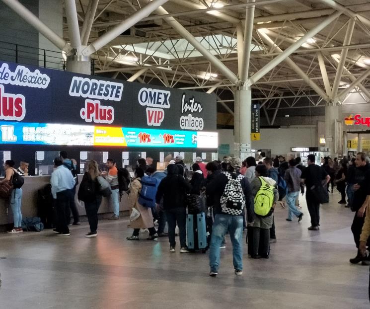 Saturan regios la Central de Autobuses