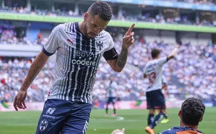 Apoya Celso a Joao y Andrada tras errores ante América