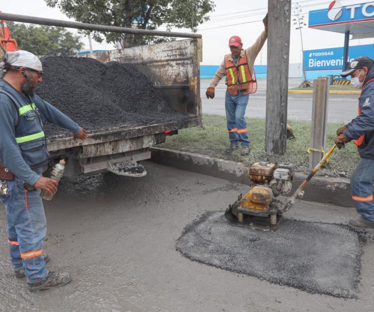 Implementa San Nicolás programa de bacheo Implementa San Nicolás programa de bacheo