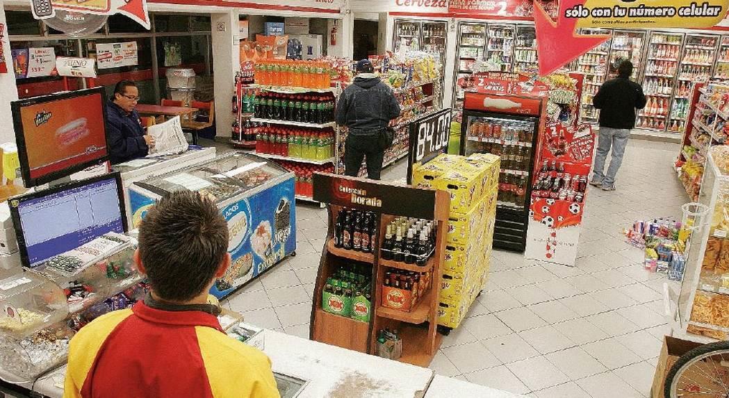 Oxxo entra a remesas con Spin