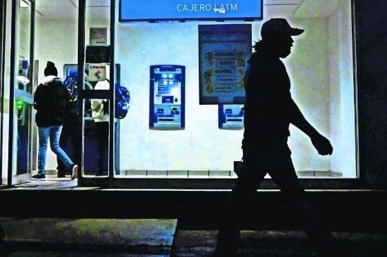 Aumentan cajeros con dinero faltante