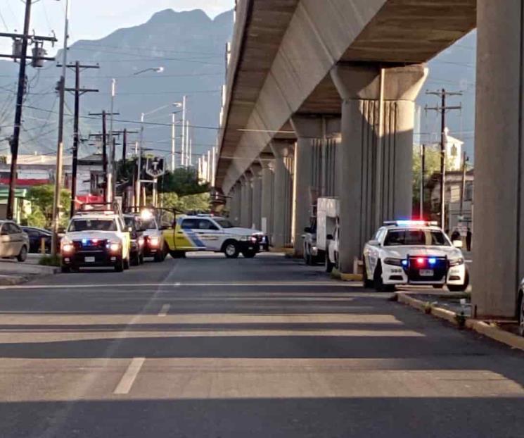 Lo persiguen y acribillan en la Colonia Central Lo persiguen y acribillan en la Colonia Central