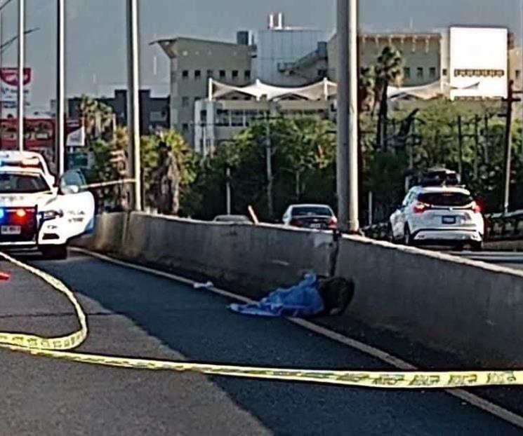Arrolla y mata a peatón en avenida Gonzalitos