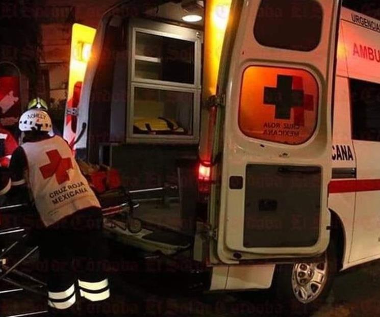 Derrapa joven en su moto en Doctor Arroyo