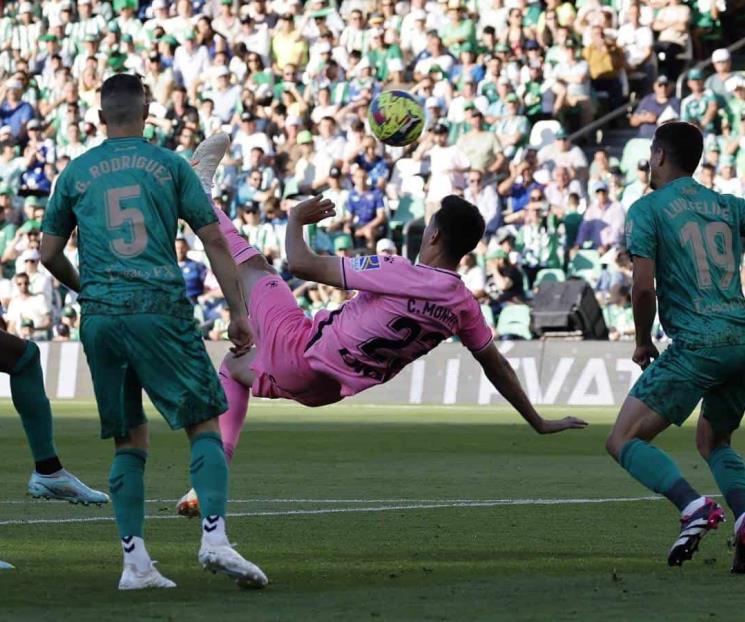 Anota Montes gol de chilena en España Anota Montes gol de chilena en España