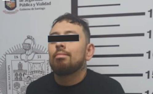 Arrestan a dos por robo en Santiago