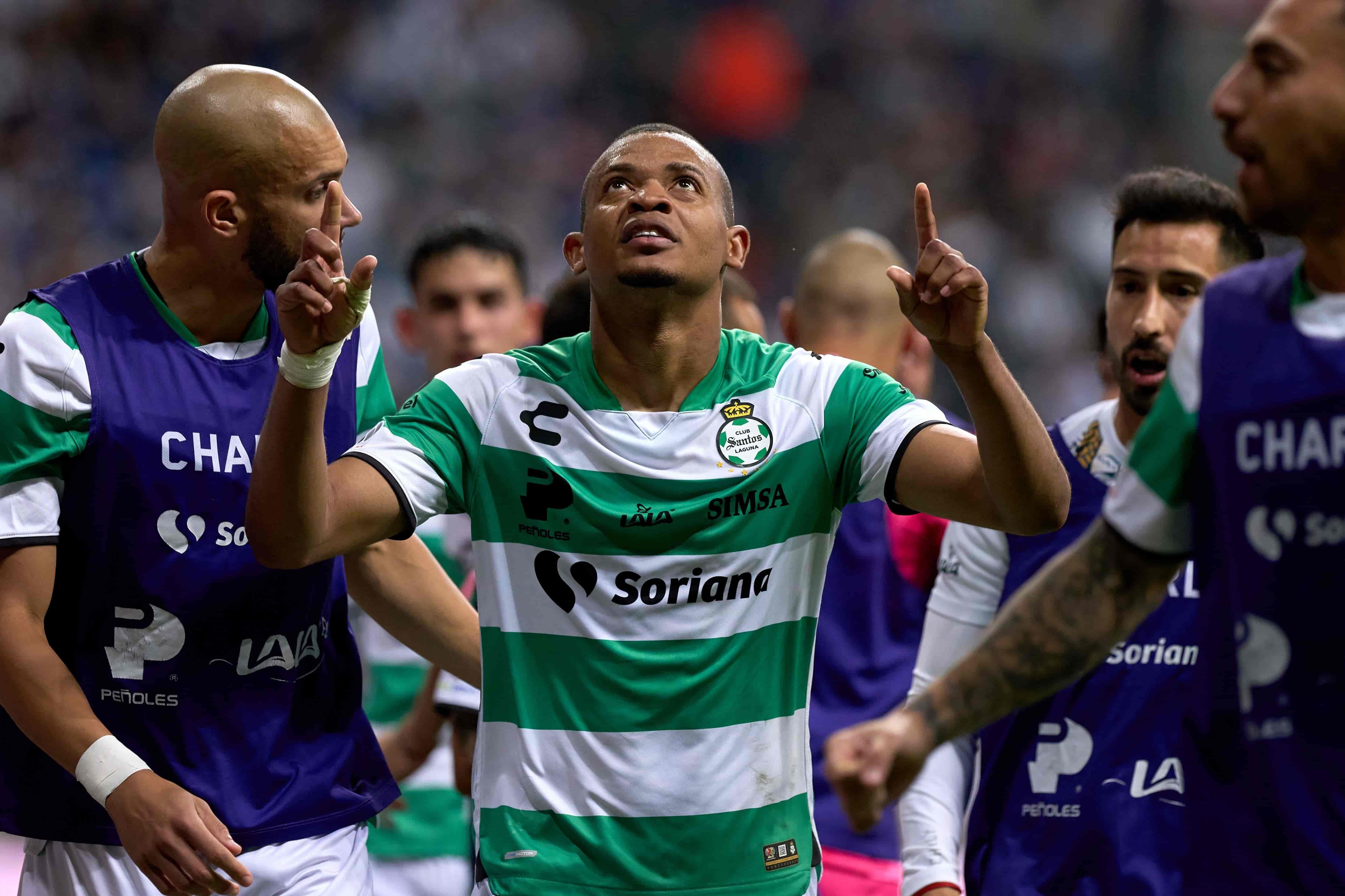 Harold Preciado anota por la vía penal.