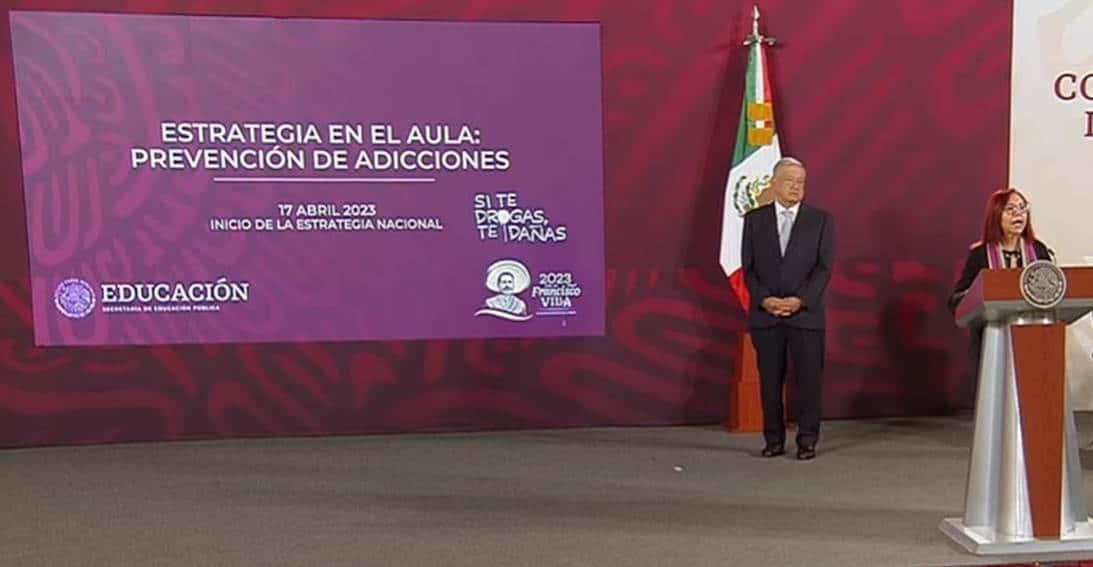 AMLO da banderazo a campaña Si te drogas, te dañas AMLO da banderazo a campaña Si te drogas, te dañas
