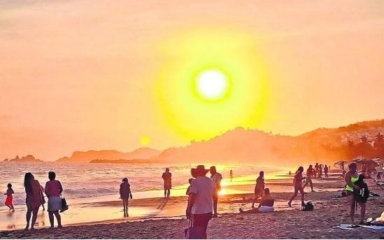 Más de 630 mil turistas llenan playas guerrerenses