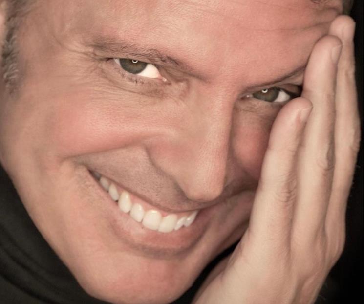 Anuncia Luis Miguel las fechas de su Tour 2023