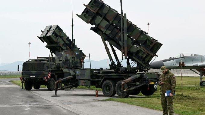 Recibe Ucrania misiles Patriot