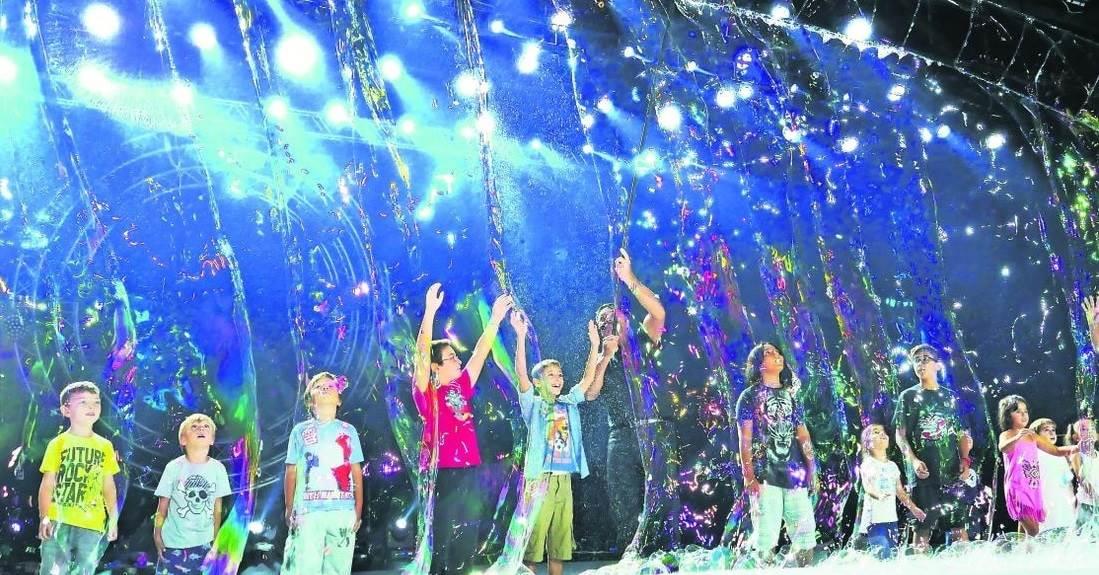 Convierten burbujas en una obra de arte Convierten burbujas en una obra de arte