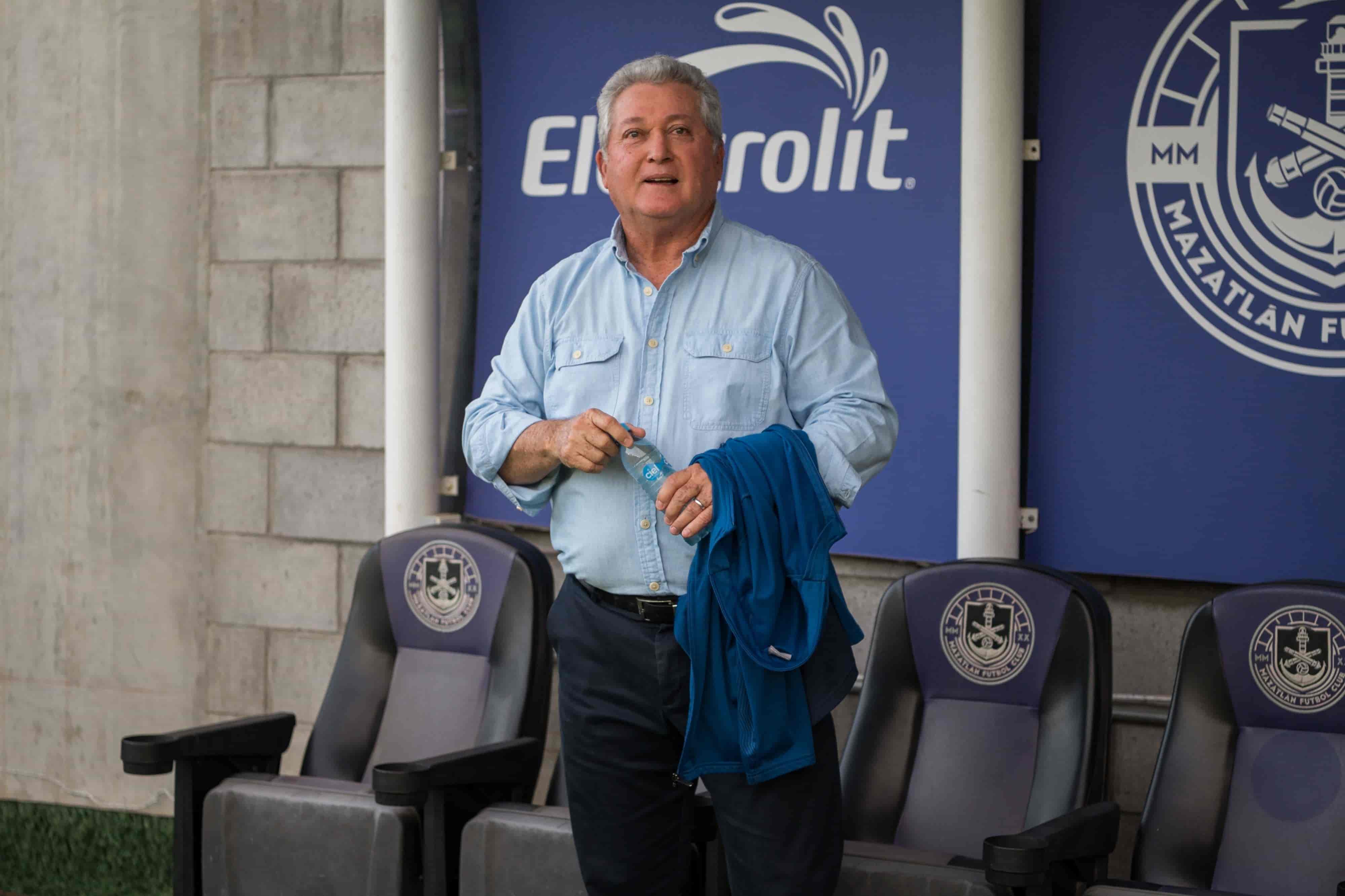 Víctor Manuel Vucetich.