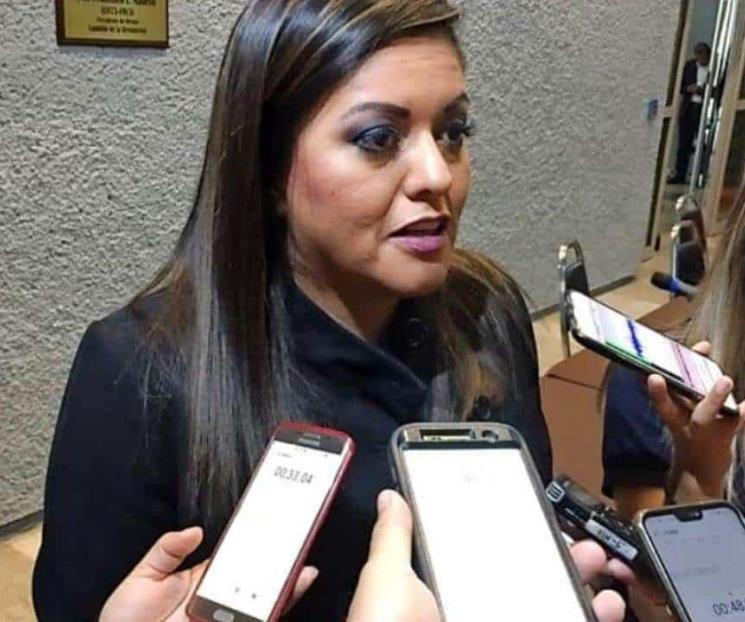 Analiza Congreso sanción para Samuel por viaje Analiza Congreso sanción para Samuel por viaje