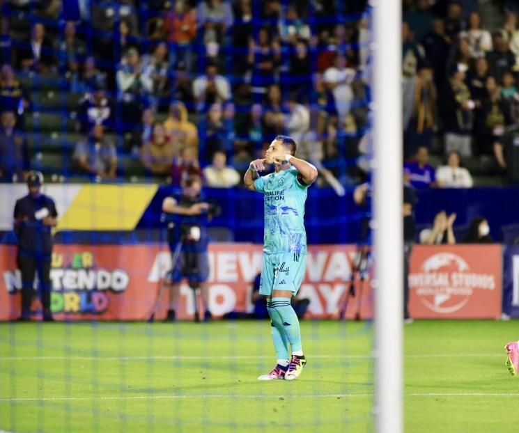 Anota gol ‘Chicharito’ con Glaxy