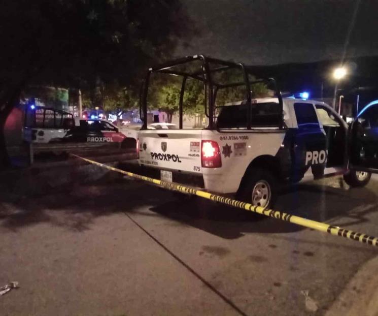 Hallan armas y drogas en vivienda