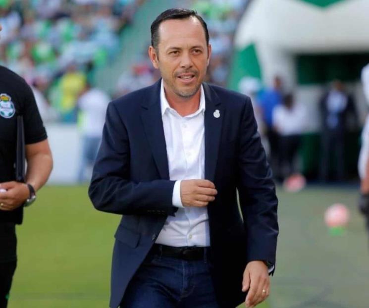 Cesa Santos a Fentanes y ya tienen nuevo técnico