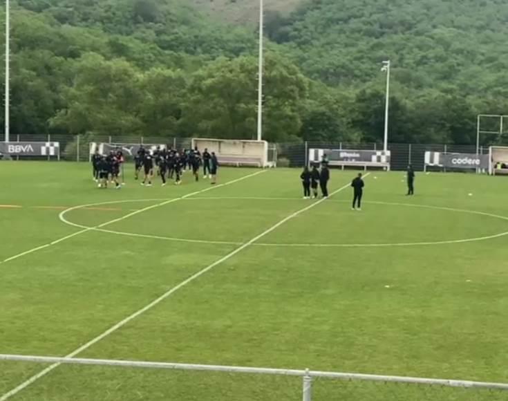 Define Larcamón al equipo para enfrentar a Tigres