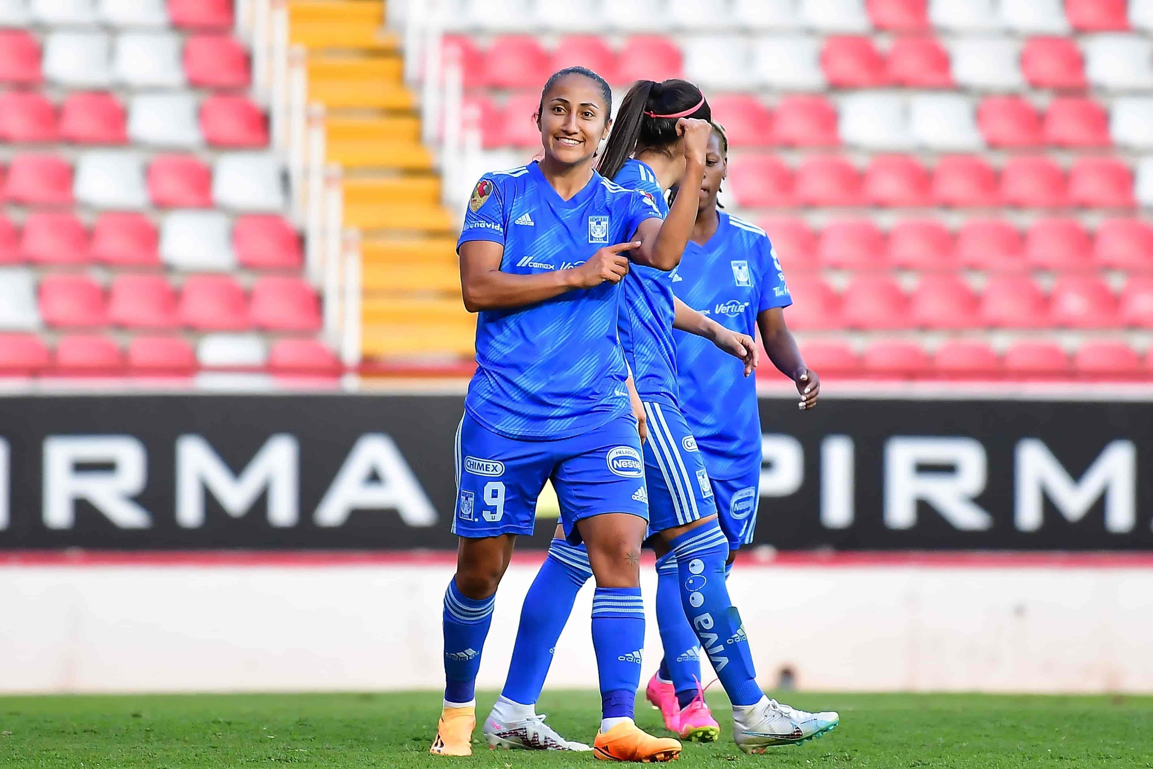 Stephany Mayor hace el 4-1.
