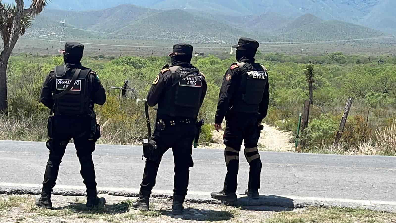 Un presunto sicario fue abatido por elementos de Fuerza Civil tras un enfrentamiento registrado ayeren el municipio de Salinas Victoria, límites con Villaldama, al norte de Nuevo León, donde se ubicó un grupo de personas armadas