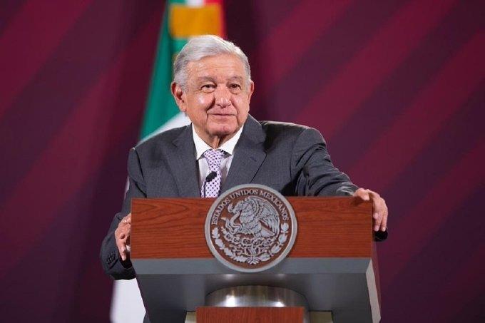 Proponen a AMLO al Premio Nobel de la Paz en la mañanera