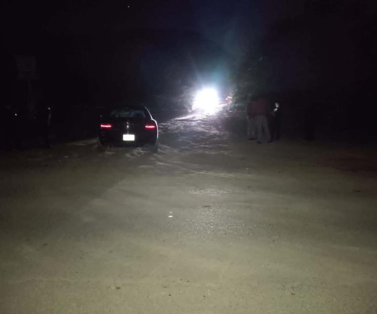 Encuentran cuerpo de mujer en baldío de Juárez
