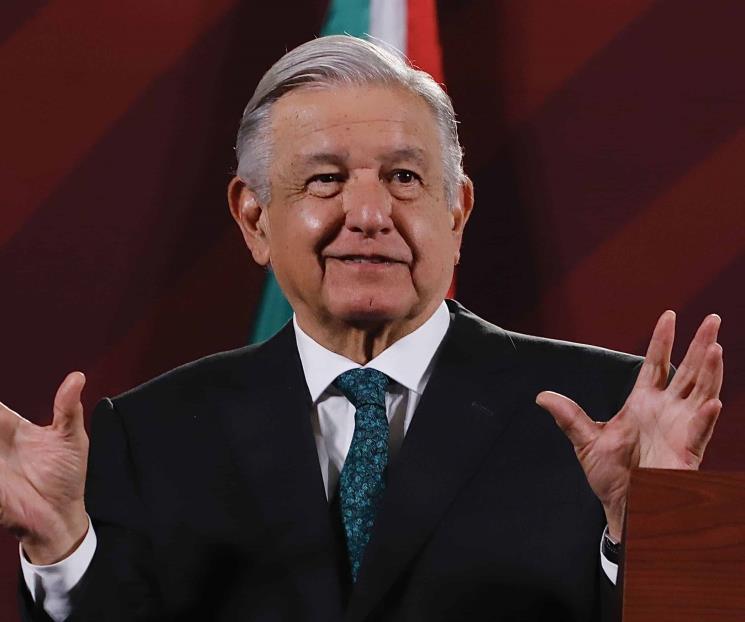 Libra AMLO medidas del INE por apoyo a aspirantes