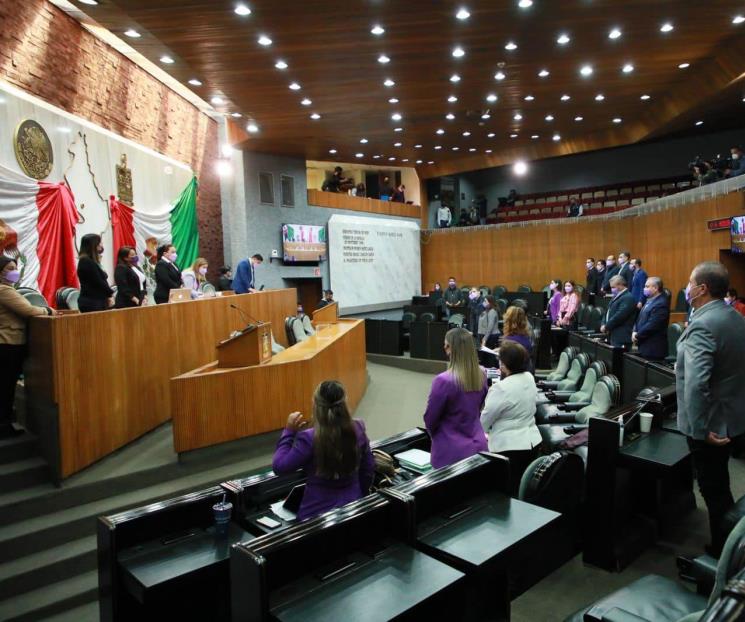 Se darían de 1 a 2 años de prisión por no publicar reformas