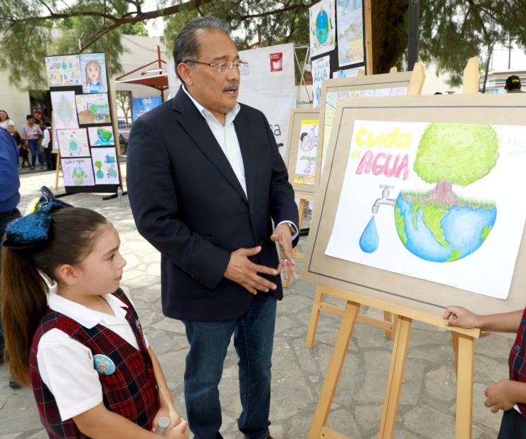 Premia Escobedo a sus Guardianes del Agua
