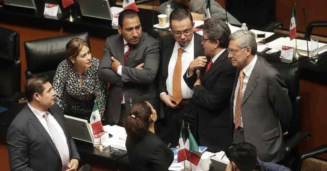 Senadores de Morena avalan extinción de Financiera Rural
