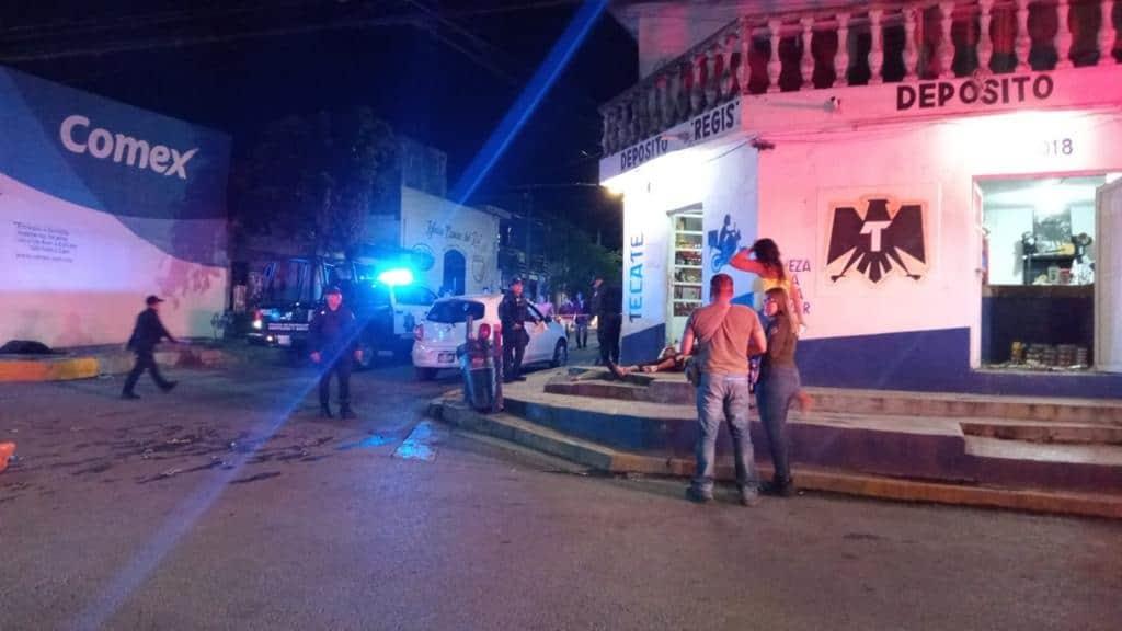 Los acribillan afuera de depósito en Guadalupe