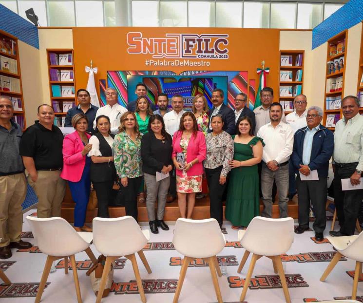 Presentan la “Historia de la Lectura en México” Presentan la “Historia de la Lectura en México”