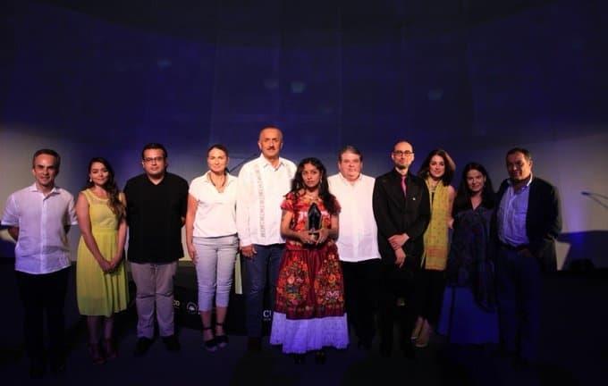 Apuestan por premiar a escritores emergentes