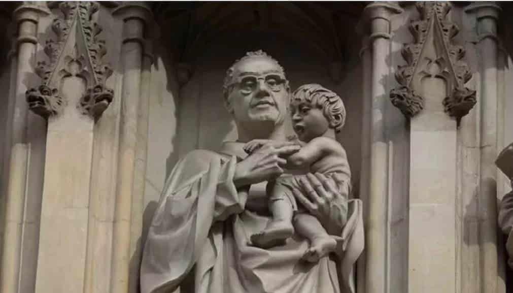 Quién es el santo latino que está en Abadía de Westminster