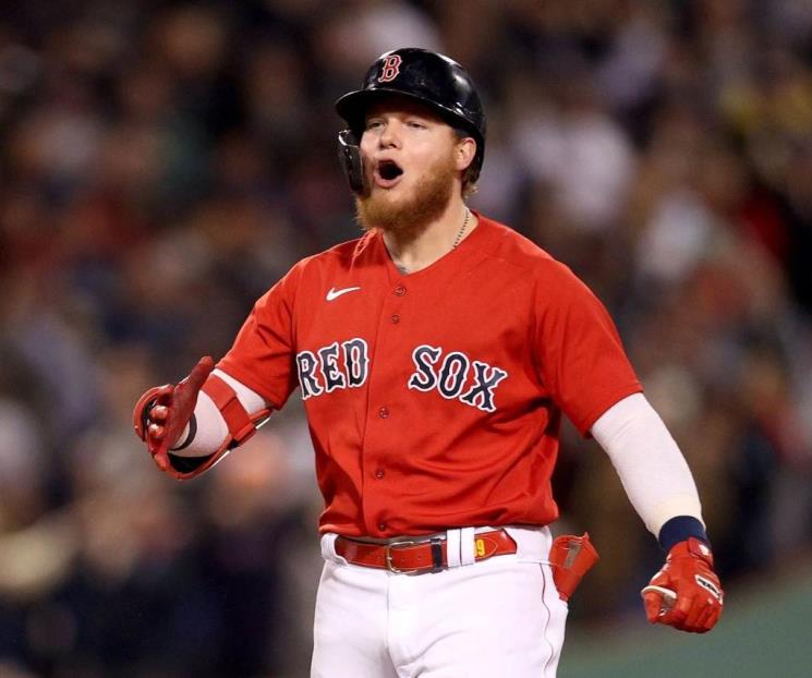 Brilla Alex Verdugo en victoria de Boston sobre Toronto