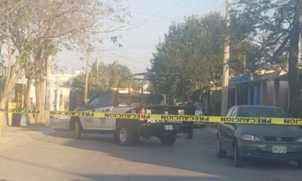 Utilizando un lanzallamas casero, una mujer atacó a los policías preventivos del municipio de Juárez, cuando intentaban detenerla, por amenazar de muerte a una vecina